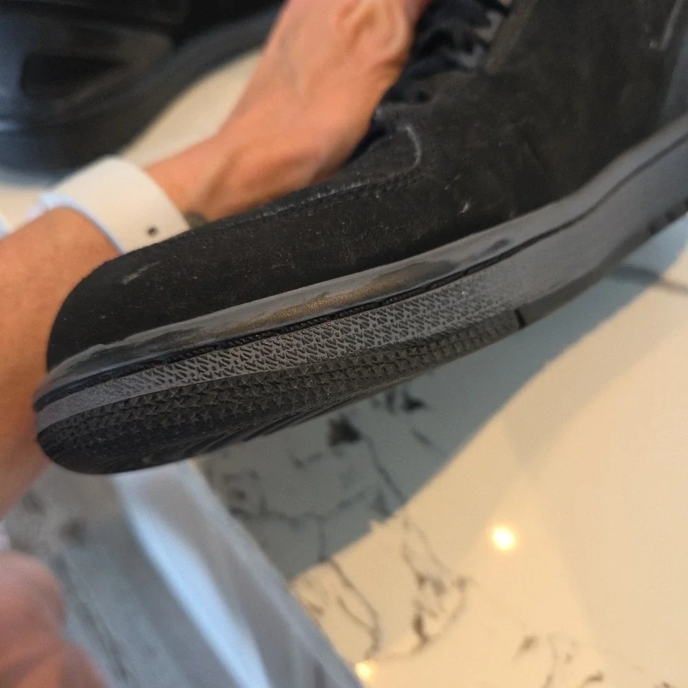 Size 10.5 - Jordan 1 Flight Black‎